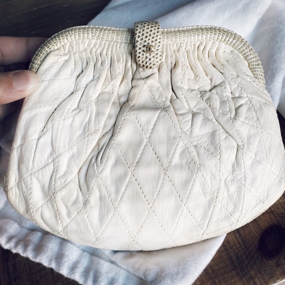 Vintage Chanel Quilted Lambskin & Lizard Lined Clutch - Picture 2 of 2